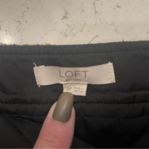 Loft skirt size 8P.